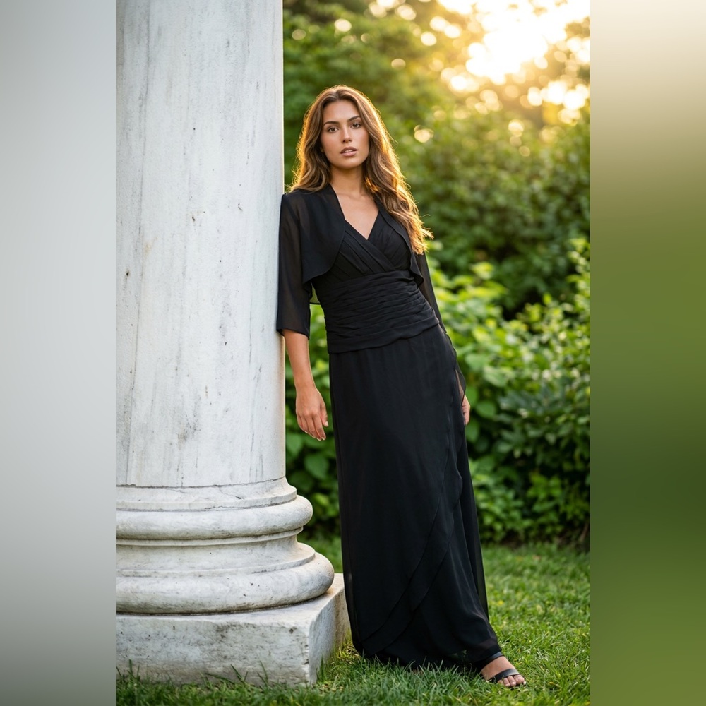 Elegant Black V-Neck Formal Gown women’s size 10 $289